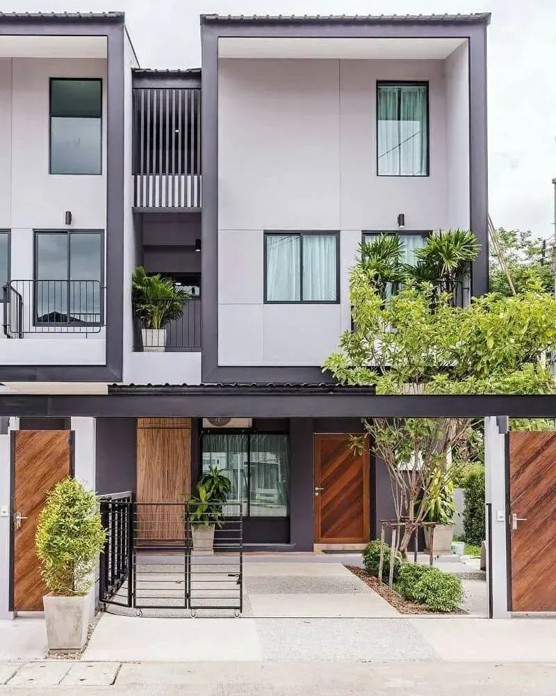 Townhouse · 3 ห้องนอน · 3 ห้องน้ำ · 525 m²