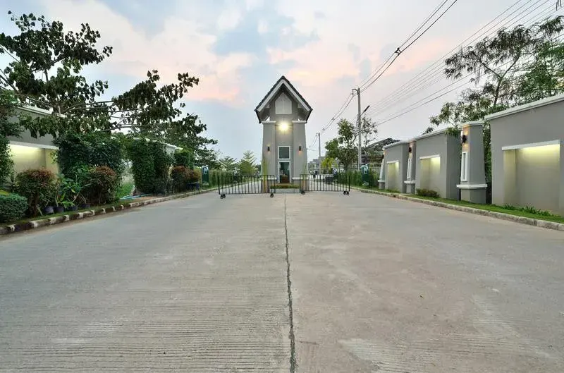 Green View Home