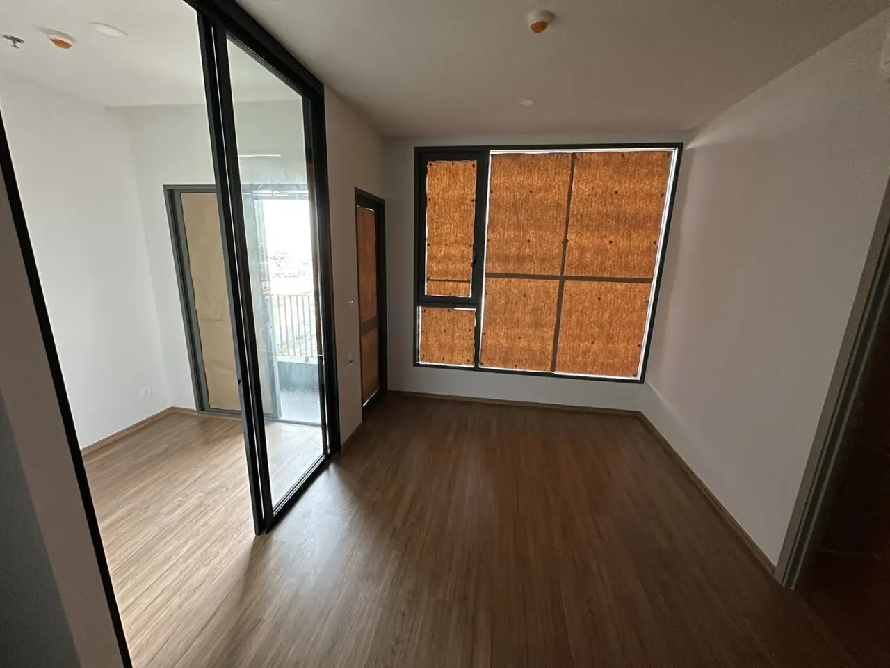 Condo · 2 ห้องนอน · 1 ห้องน้ำ · 37 m²