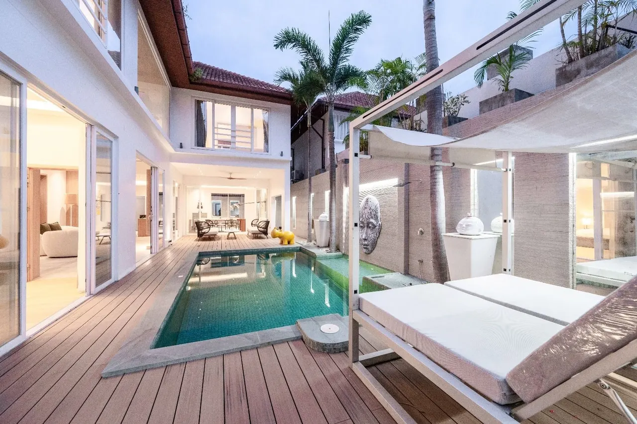 Villa · 3 ห้องนอน · 3 ห้องน้ำ · 292 m²