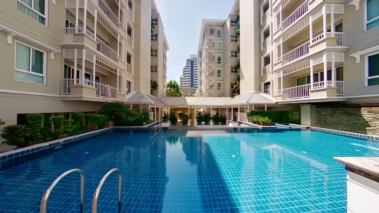 The Bangkok Sukhumvit 43