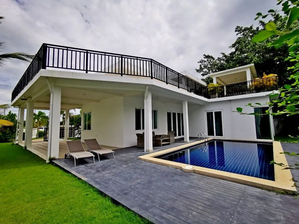 House · 3 ch. · 3 sdb · 360 m²