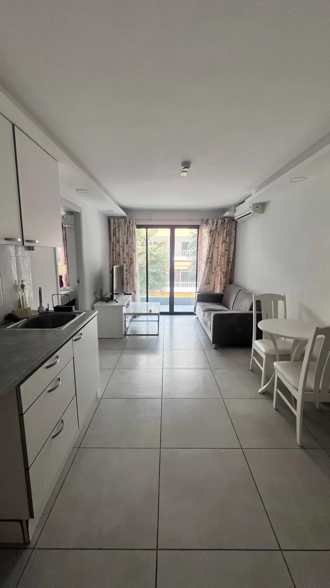 Condo · 1 ห้องนอน · 1 ห้องน้ำ · 37 m²