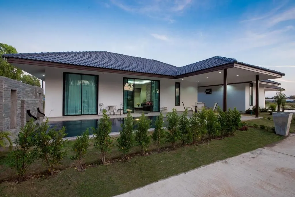 Milpool Villas