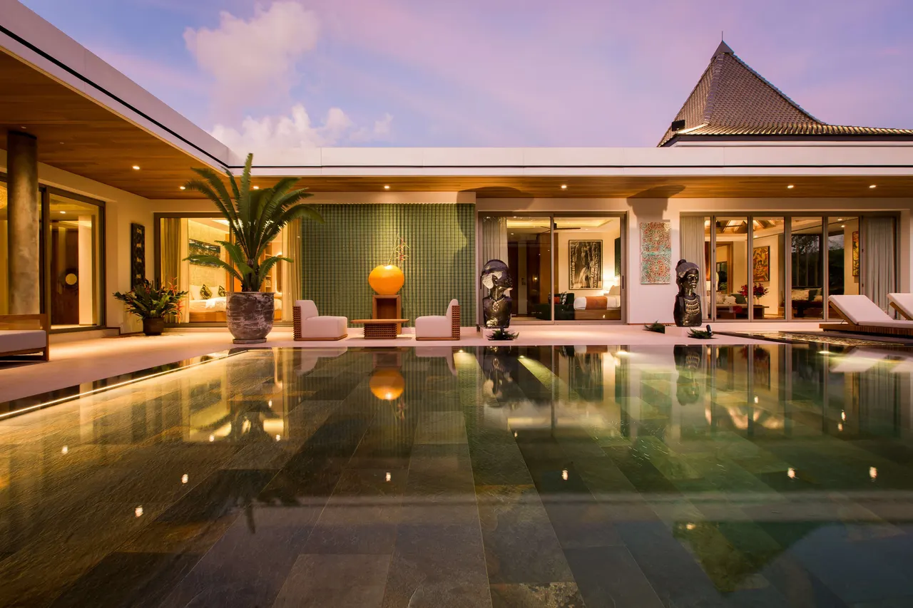 Villa · 5 bd · 7 ba · 507 m²