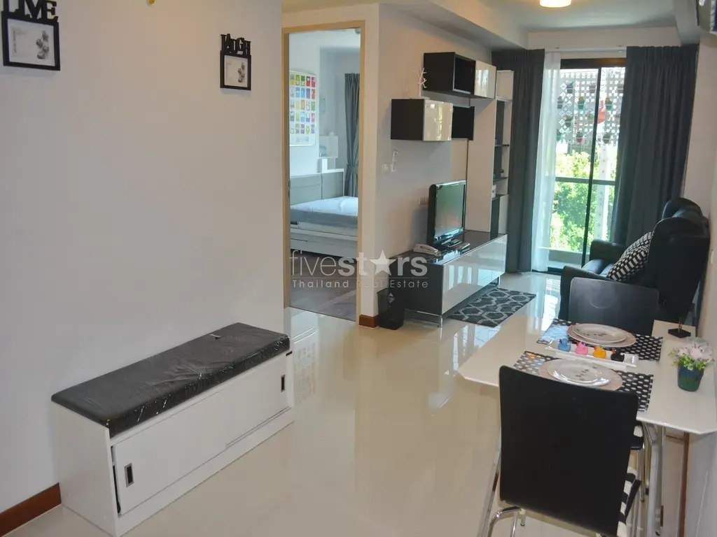 Condo · 2 сп. · 2 ванн. · 55 m²