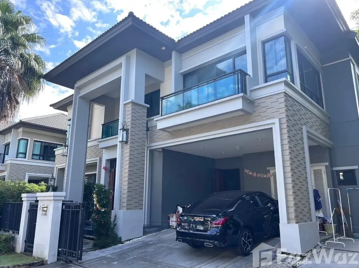 House · 4 室 · 5 卫 · 348 m²