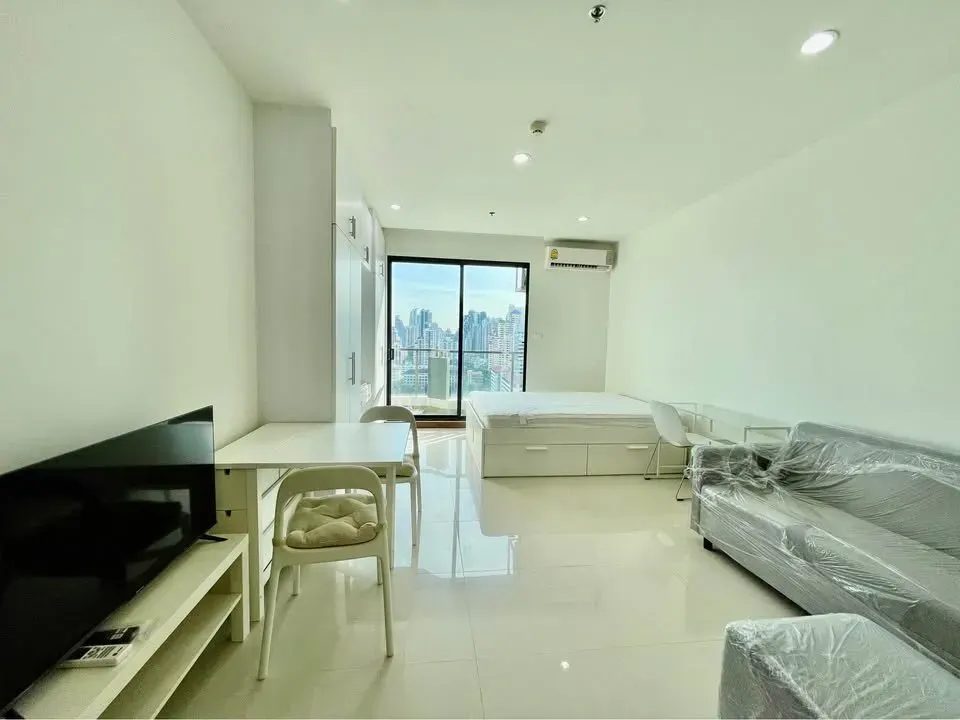 Condo · 1 室 · 1 卫 · 34 m²