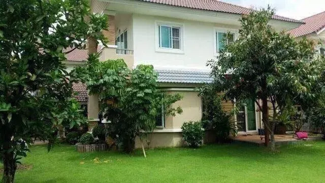 House · 3 室 · 3 卫 · 135 m²