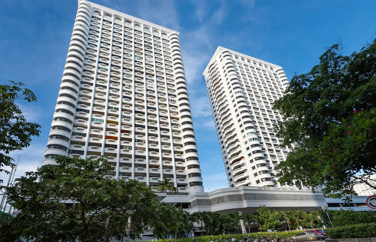 Jomtien Complex