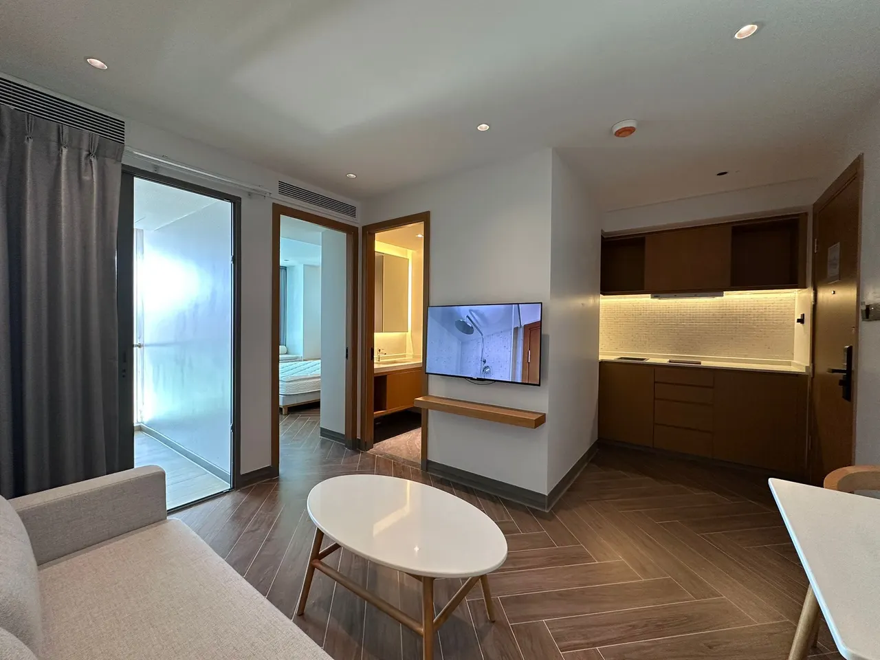 Condo · 1 室 · 1 卫 · 39 m²