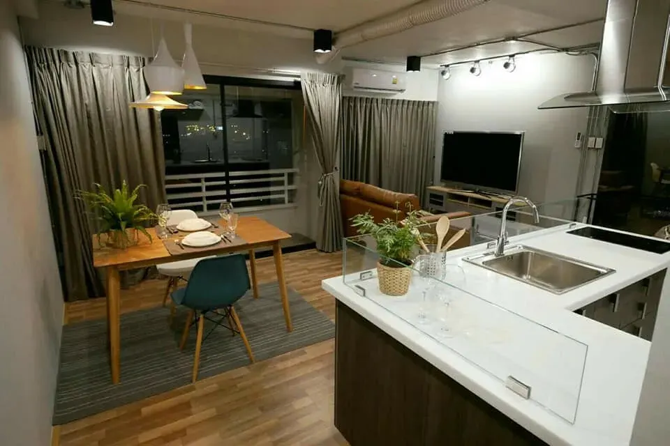 Condo · 2 ห้องนอน · 2 ห้องน้ำ · 93 m²