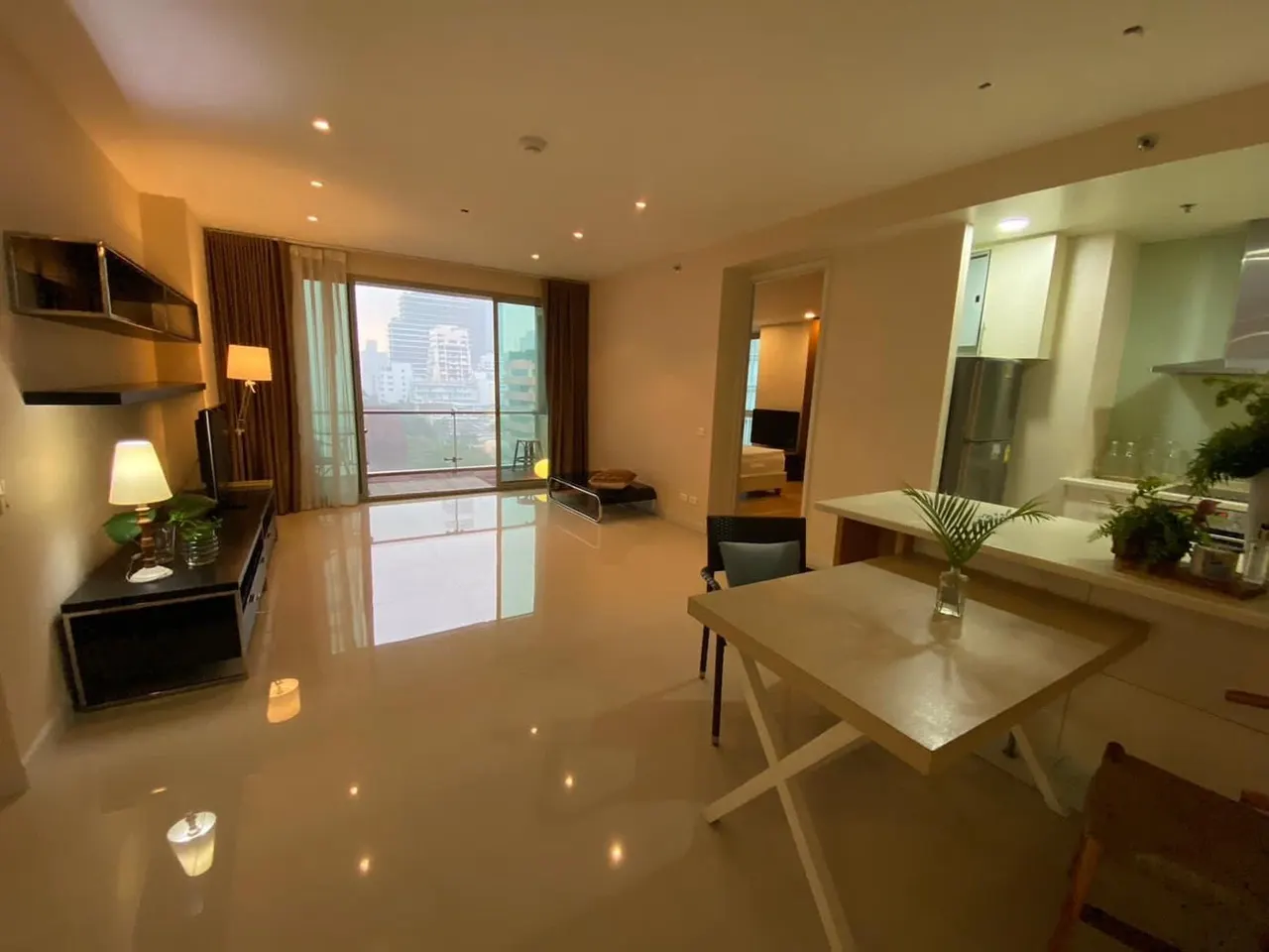 Condo · 2 ห้องนอน · 2 ห้องน้ำ · 102 m²