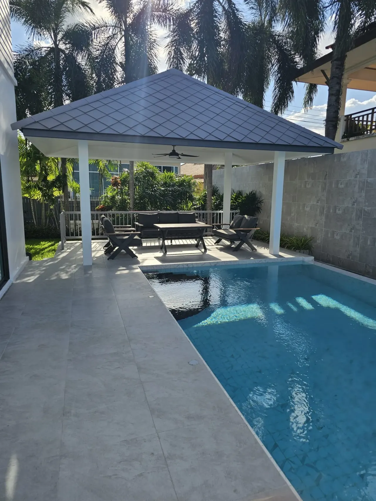 House · 4 ch. · 3 sdb · 250 m²