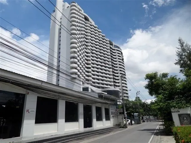 Royal Nine Residence