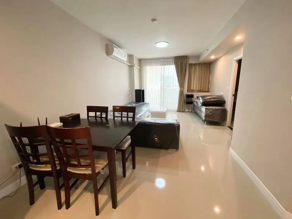 Condo · 2 bd · 2 ba · 85 m²