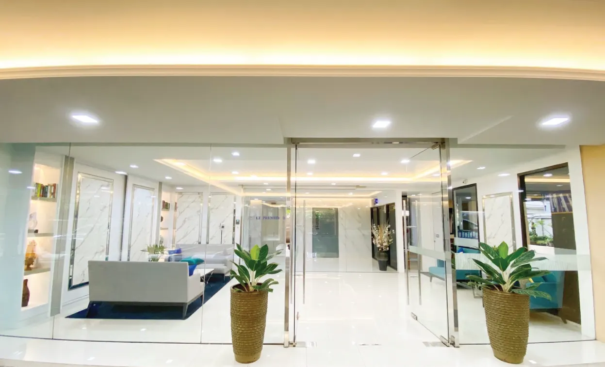 Condo · 3 ห้องนอน · 3 ห้องน้ำ · 169 m²