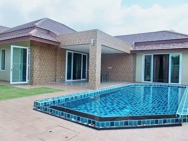 Amaliya Village