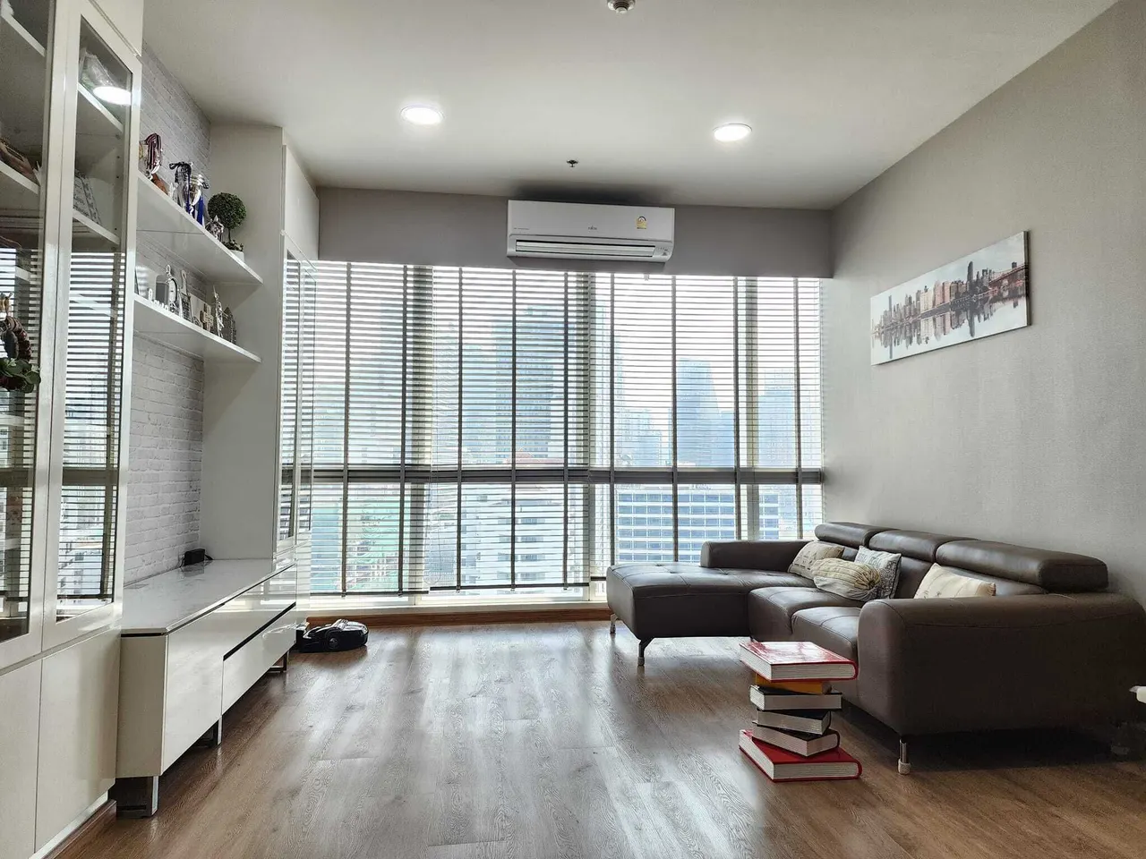 Condo · 2 ห้องนอน · 2 ห้องน้ำ · 90 m²