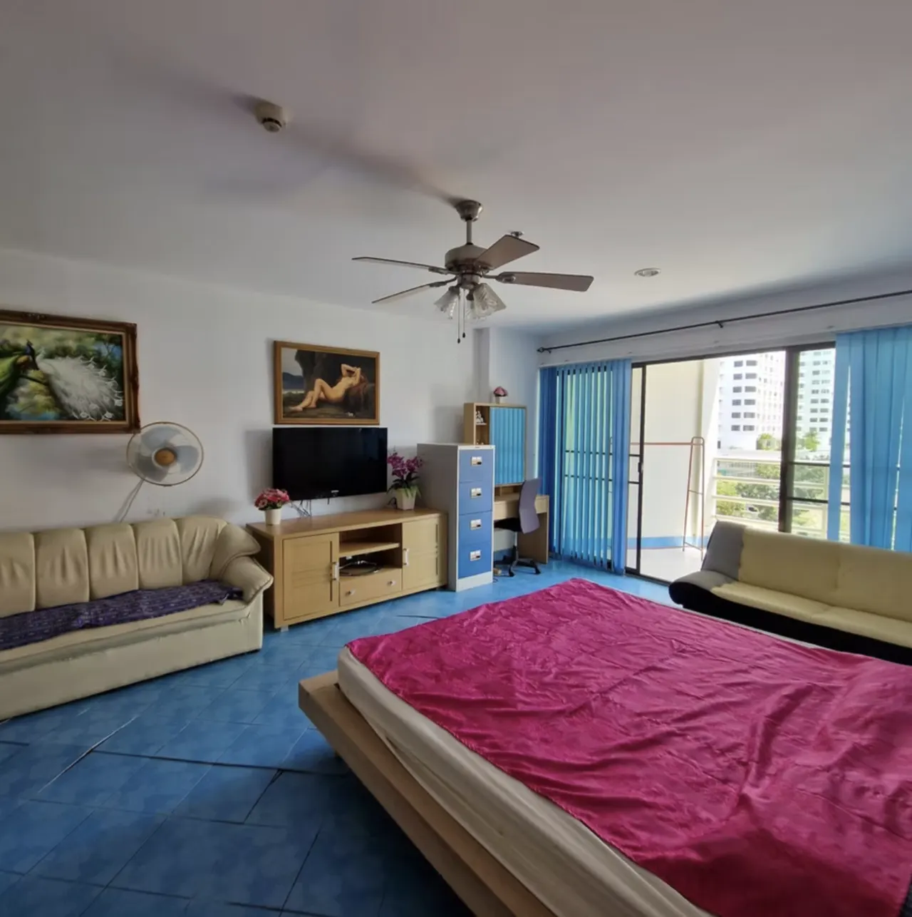 Condo · 1 卫 · 48 m²