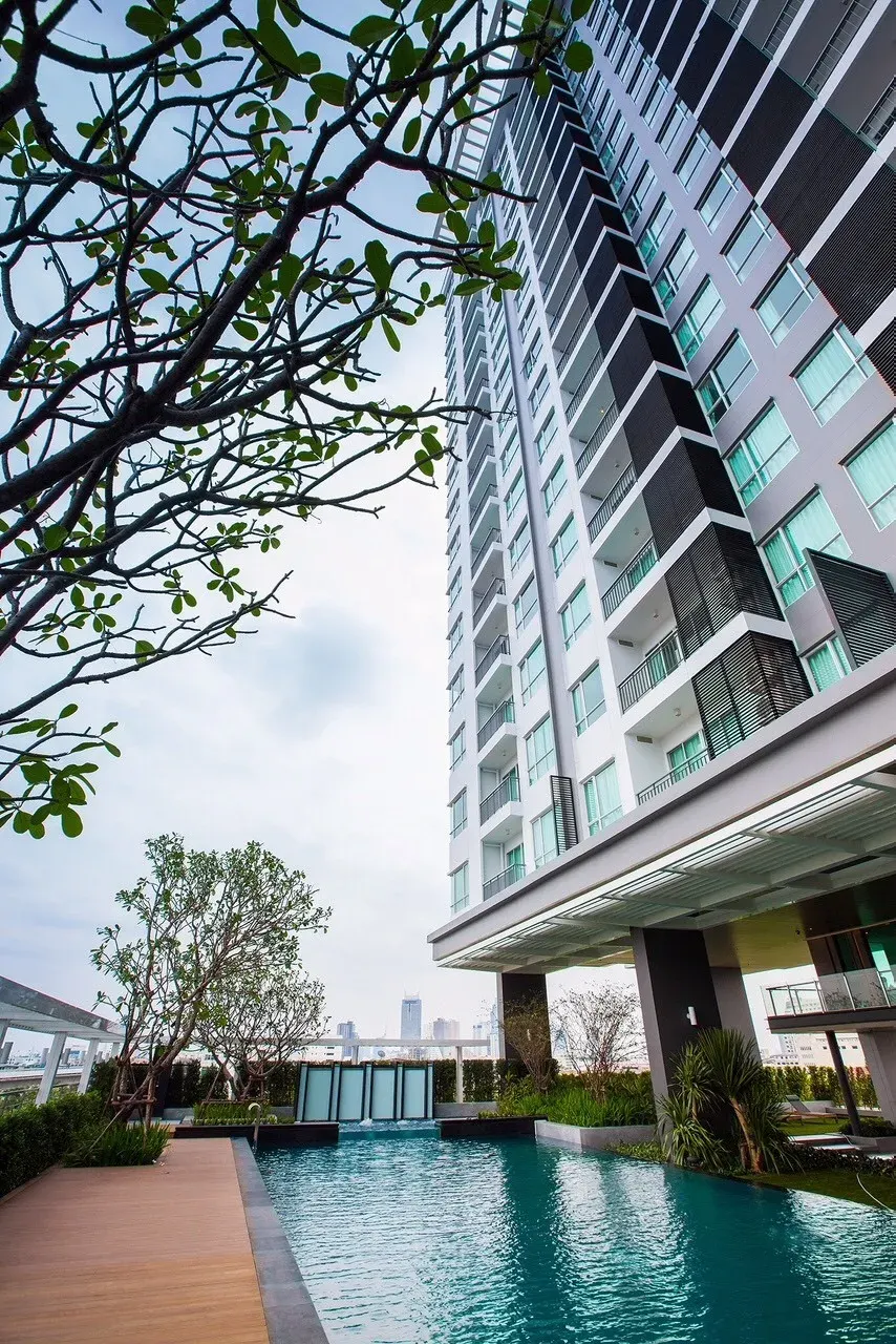 The Room Sathorn-Taksin