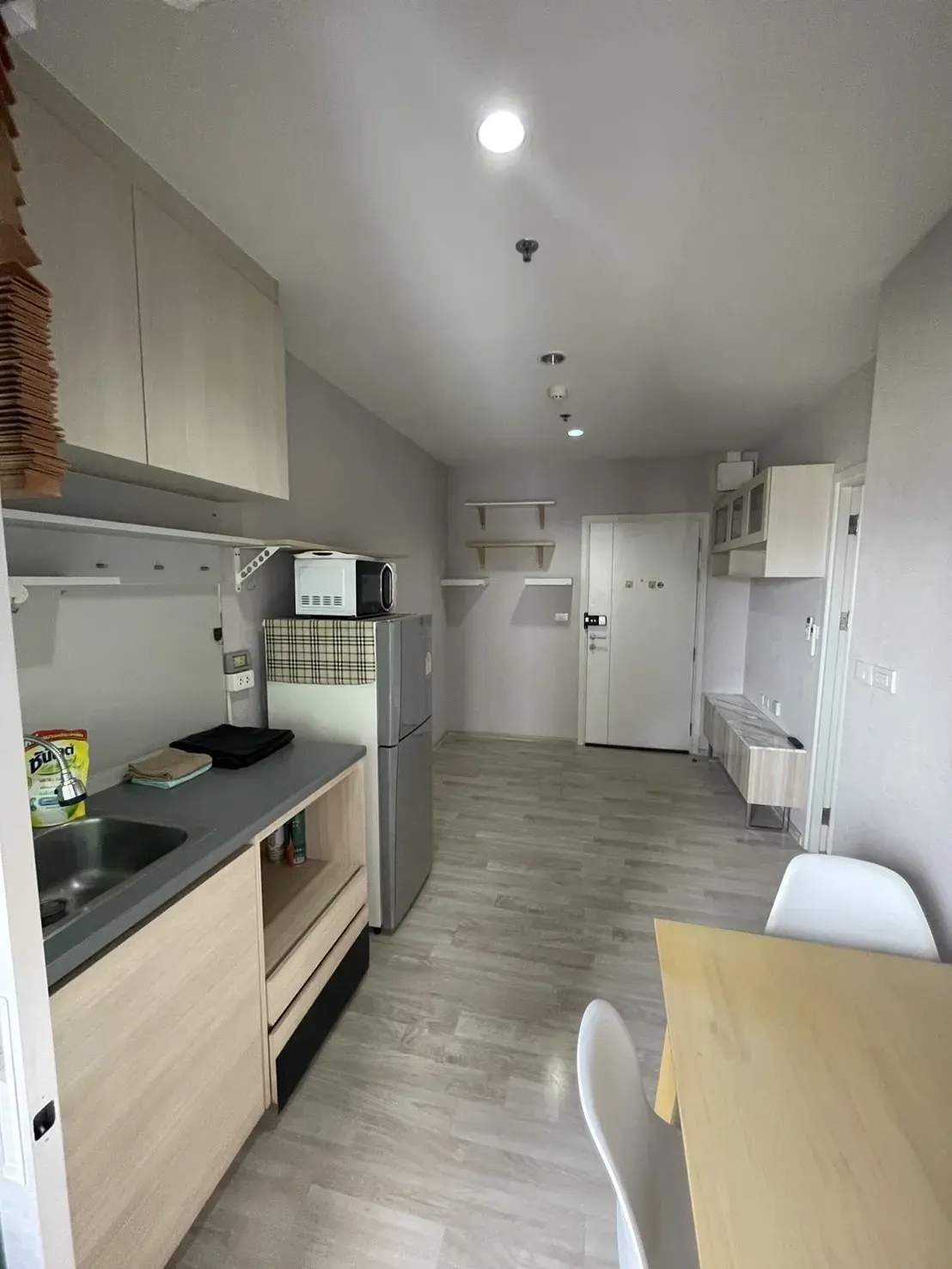 Condo · 1 室 · 1 卫 · 27 m²