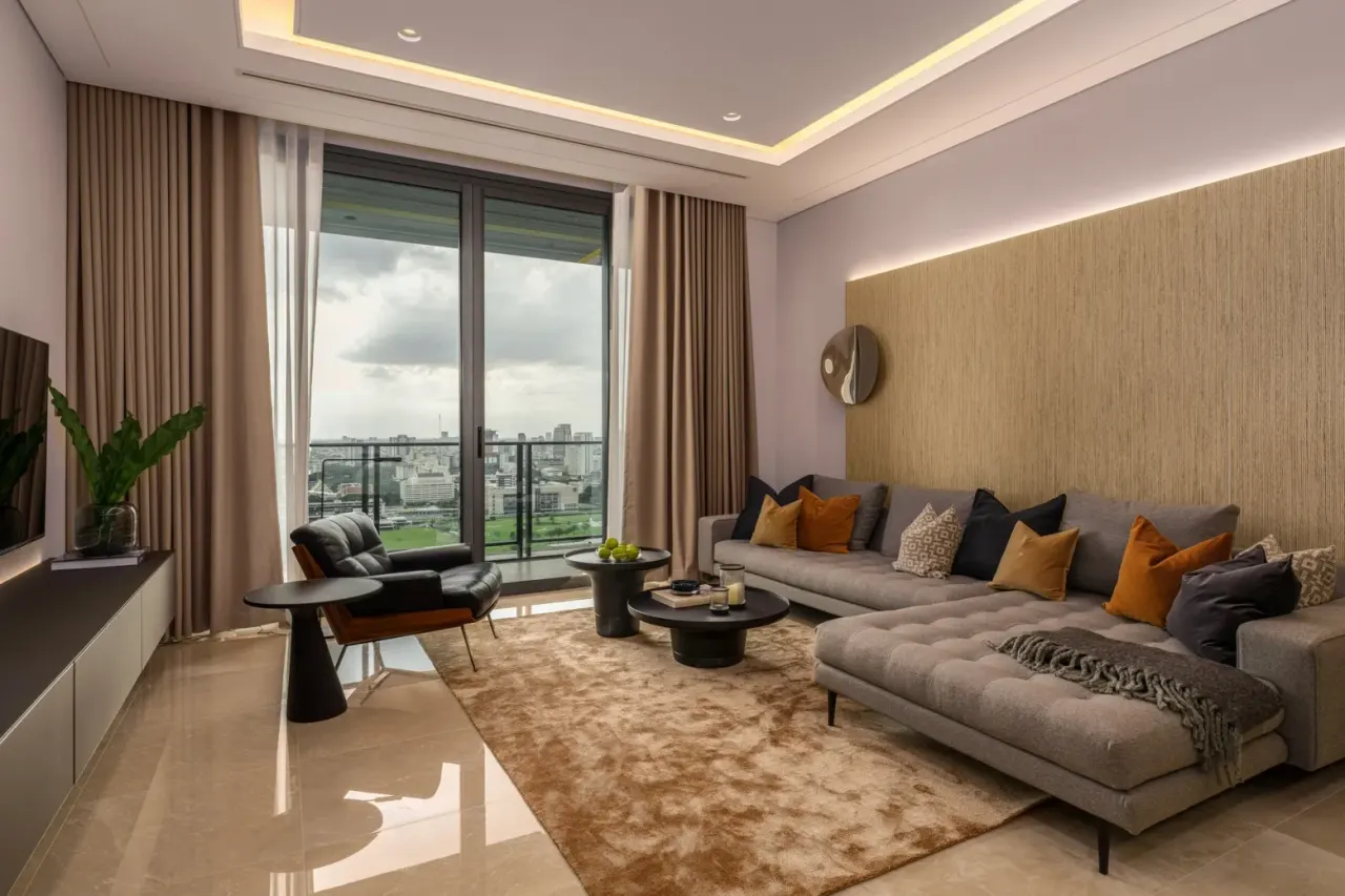 Condo · 2 bd · 3 ba · 139 m²