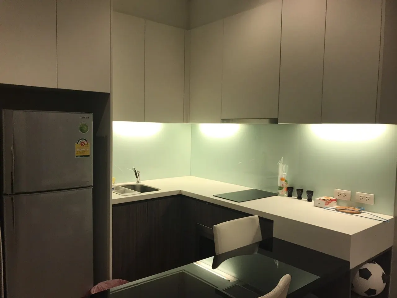 1 ห้องนอน · 1 ห้องน้ำ · 38 m²