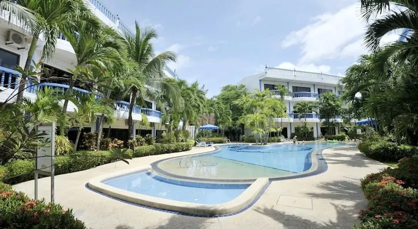 The Club Residence