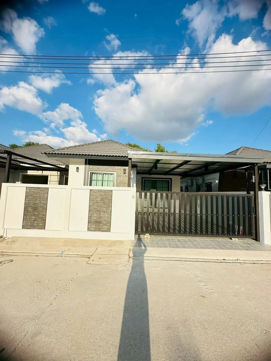 Baan Chok Suk Jai 2