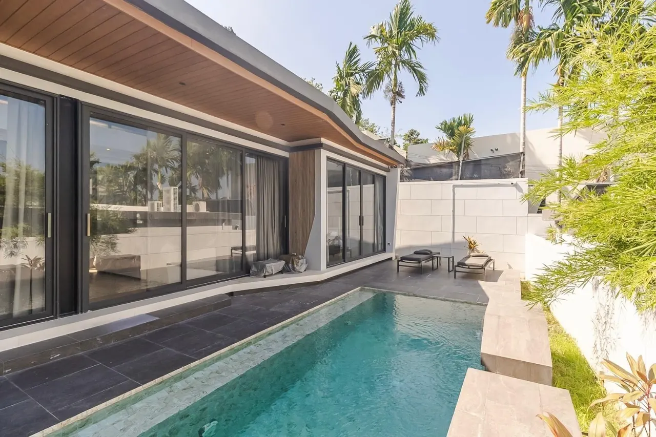 Villa · 2 ห้องนอน · 2 ห้องน้ำ · 271 m²