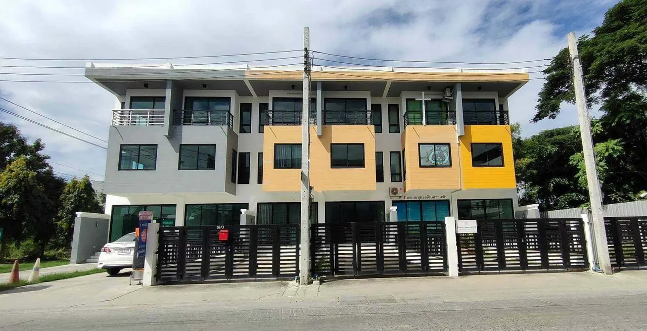 Baan Thananda Chalermprakiat Ror 9 Soi 48