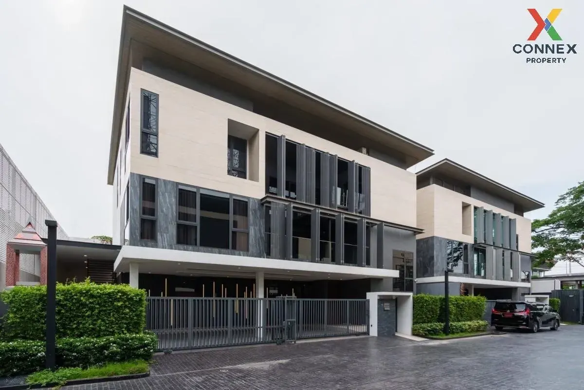 House · 4 ch. · 5 sdb · 595 m²