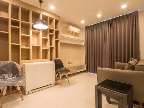 Condo · 1 室 · 1 卫 · 32 m²