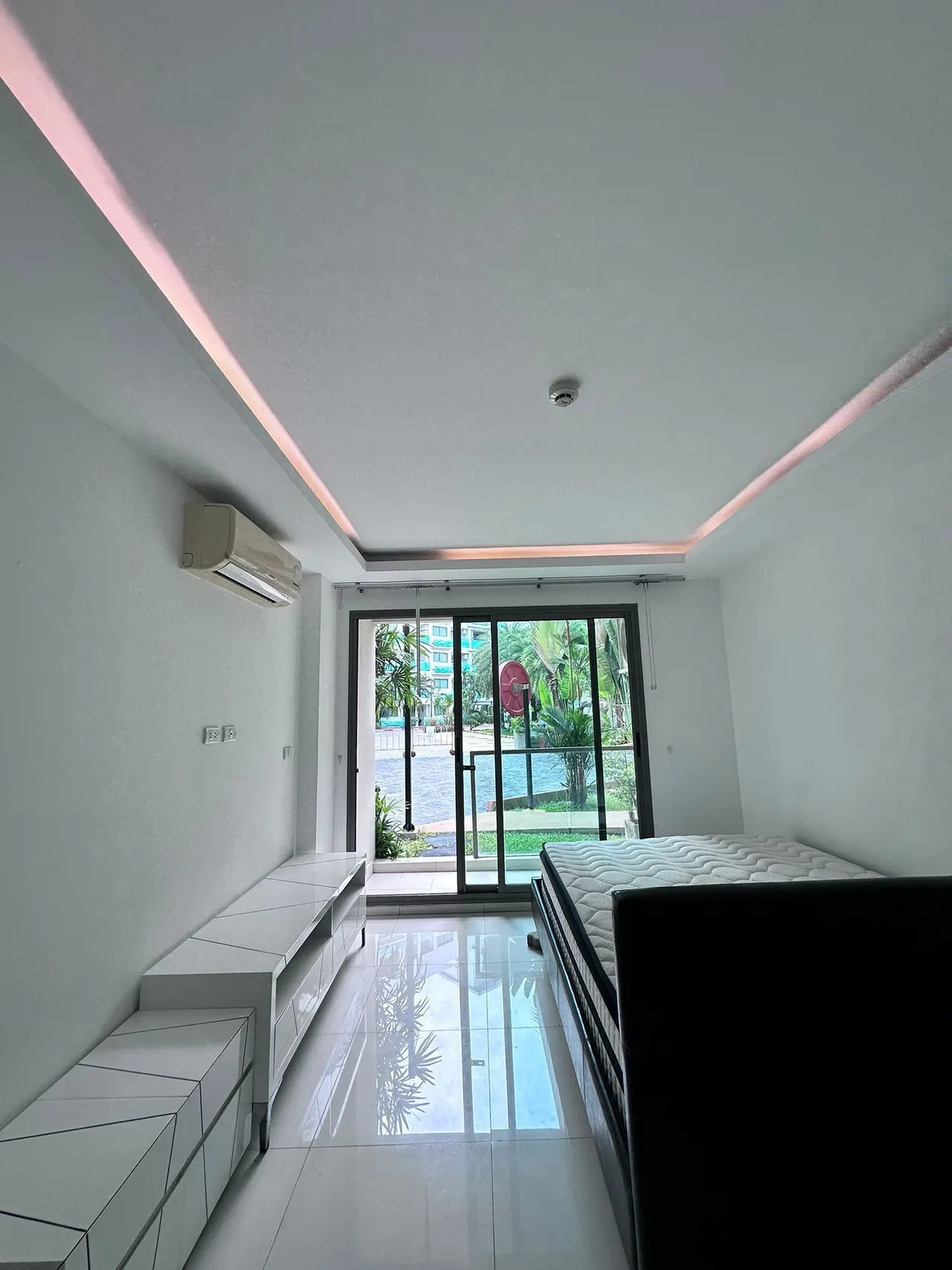 Condo · 1 ห้องน้ำ · 27 m²