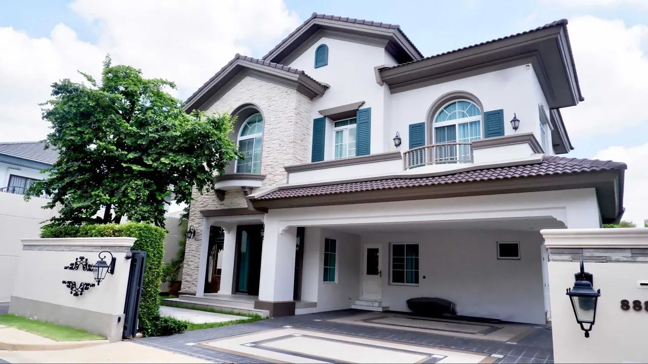House · 4 ห้องนอน · 4 ห้องน้ำ · 278 m²