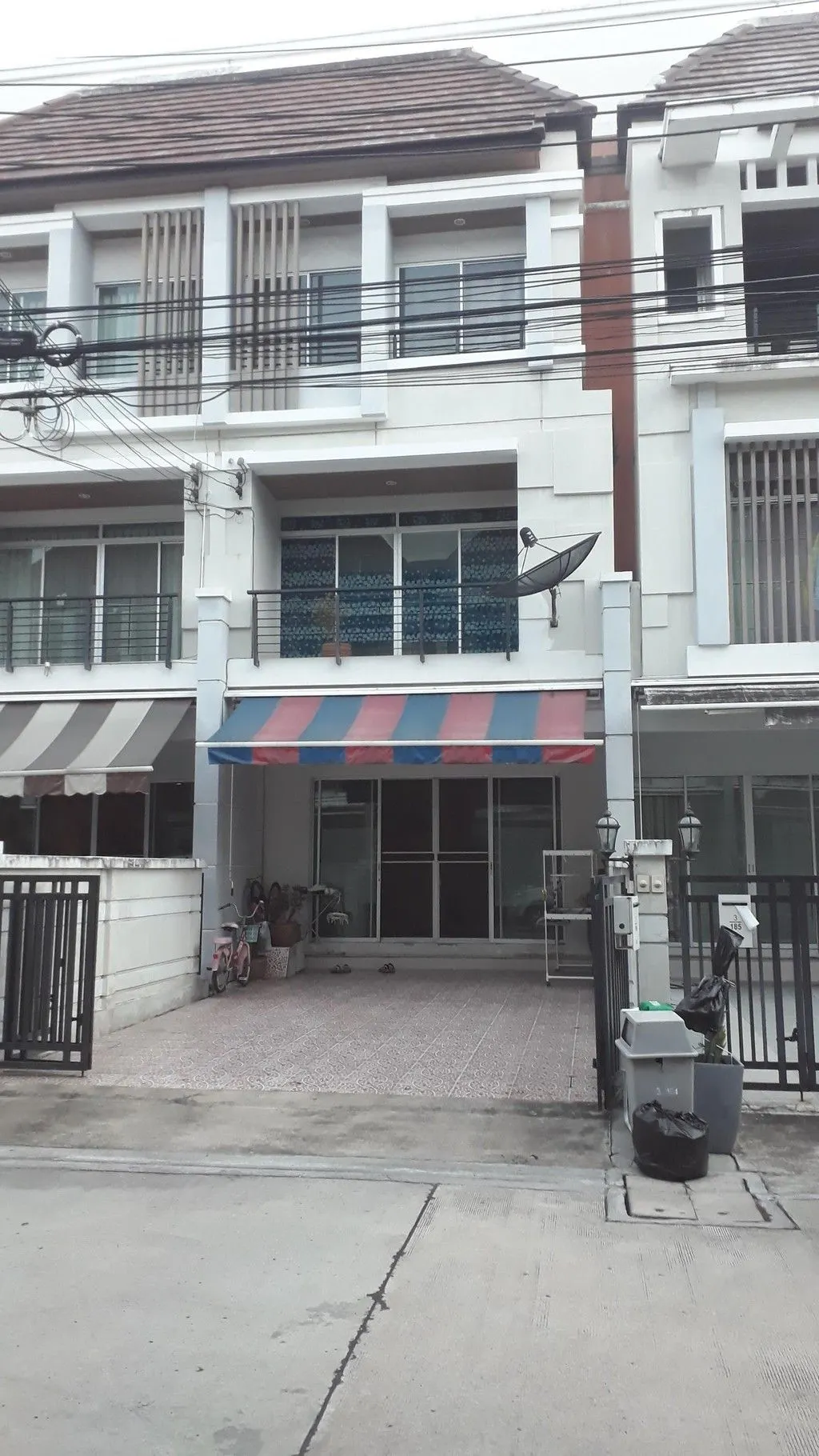 Townhouse · 3 ch. · 3 sdb · 275 m²