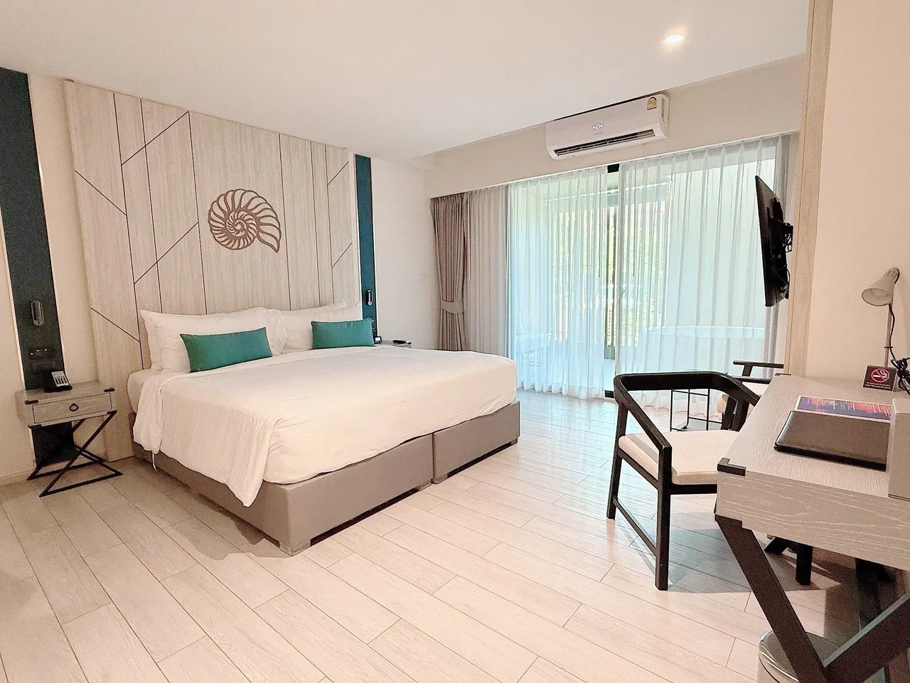 Condo · 1 卫 · 36 m²