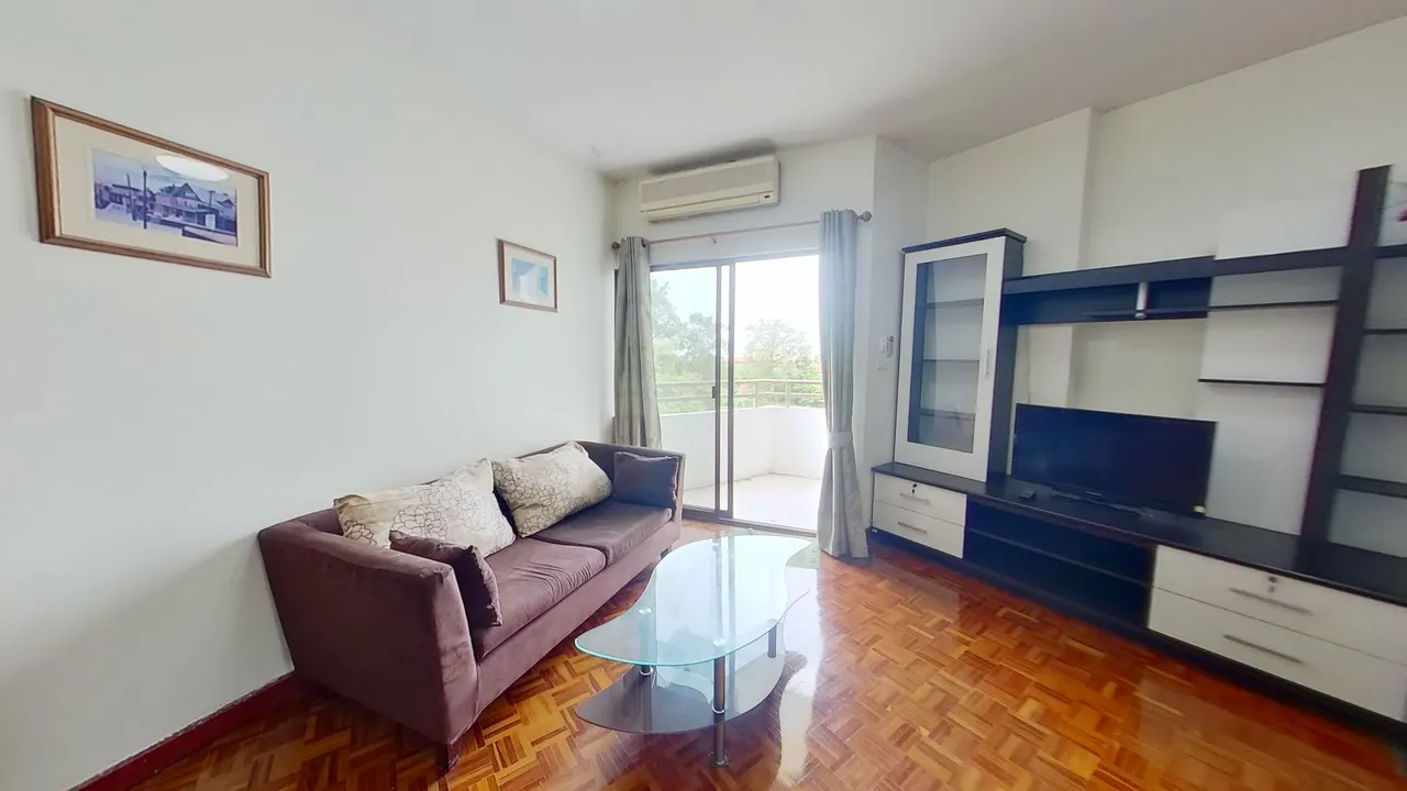Condo · 1 сп. · 1 ванн. · 46 m²