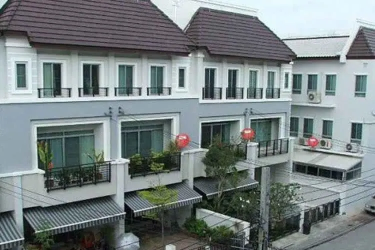 Baan Klang Muang Urbanion Rama 9-Outer Ring