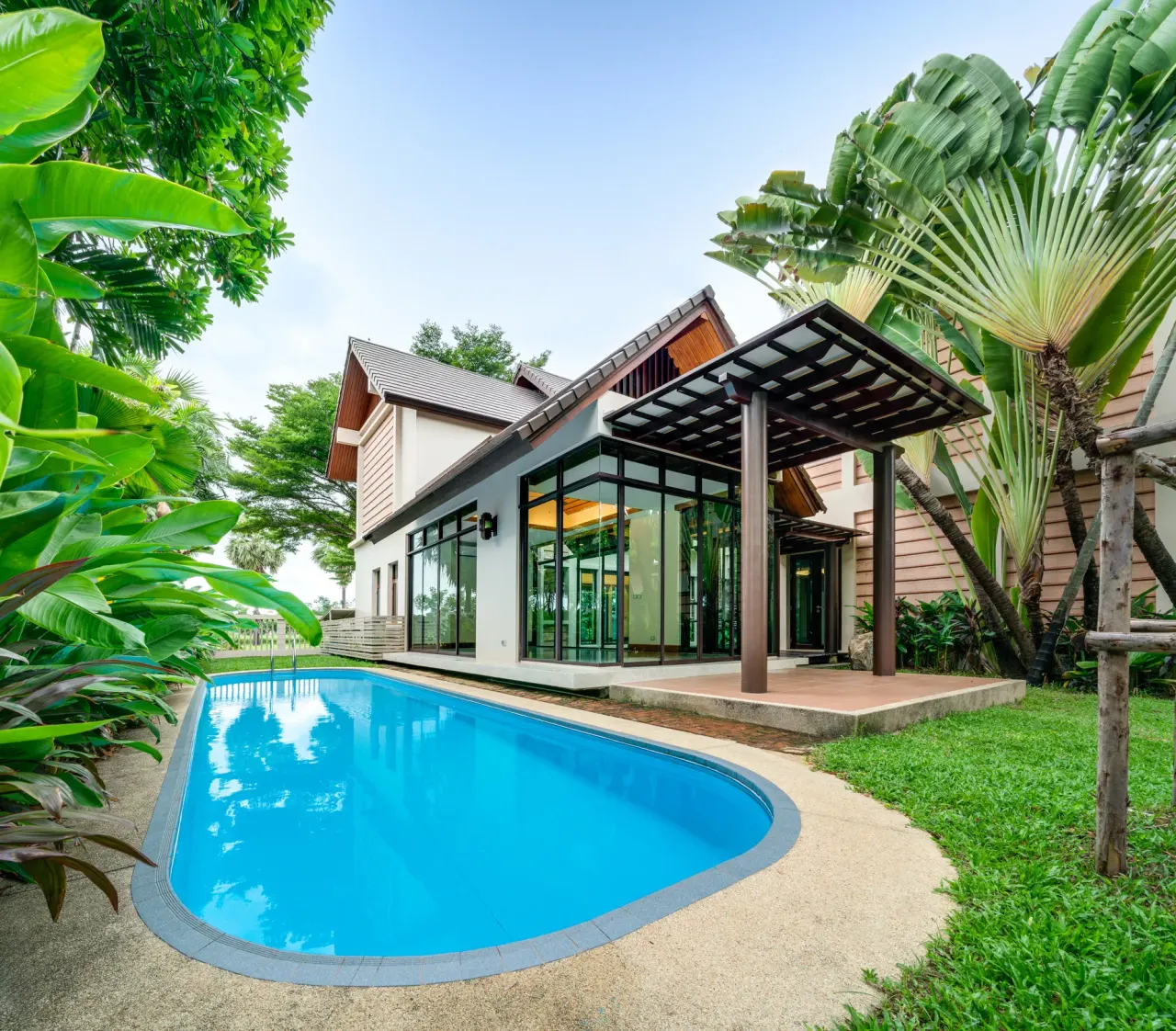 Promphan Park Village (Muban Mai Lom Ruen)