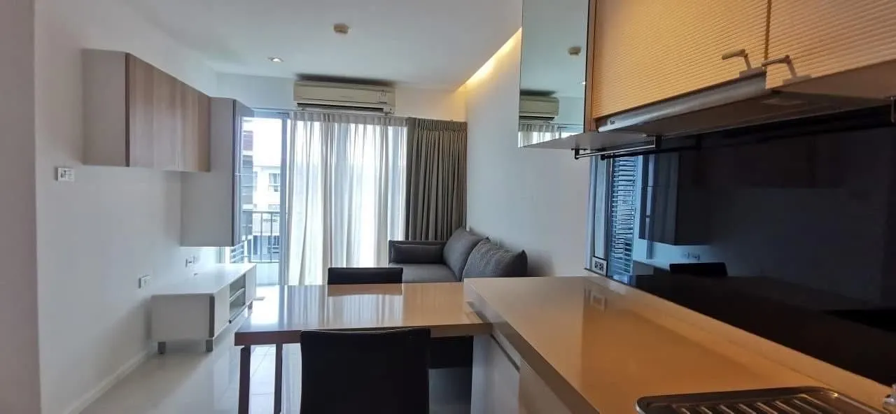 Condo · 2 室 · 1 卫 · 48 m²
