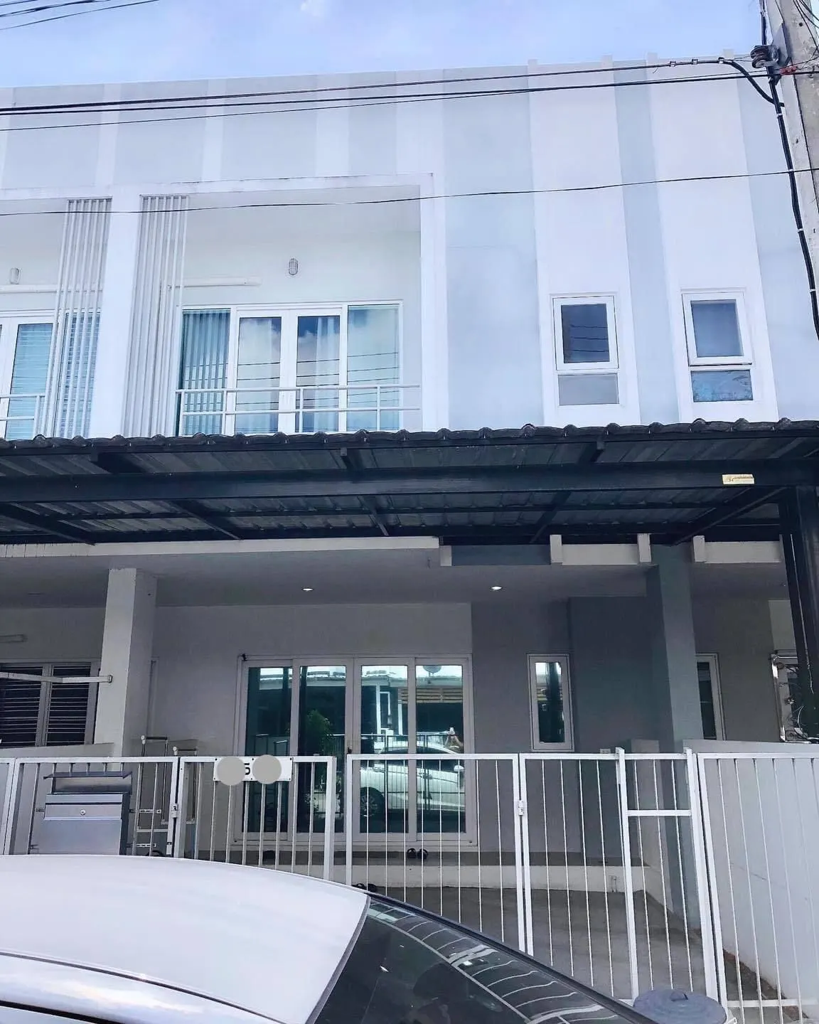 Townhouse · 2 ห้องนอน · 3 ห้องน้ำ · 150 m²