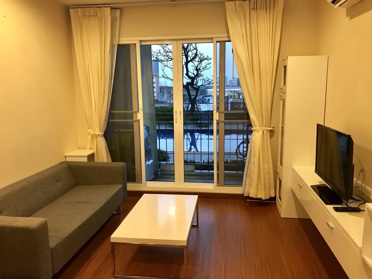 Condo · 2 сп. · 2 ванн. · 59 m²