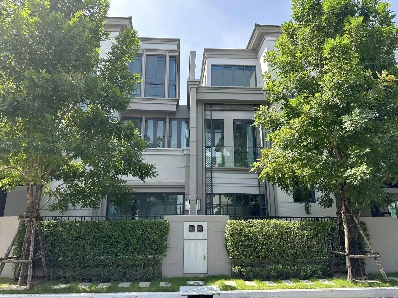 Townhouse · 6 ch. · 8 sdb · 488 m²