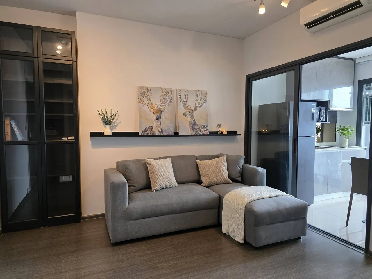 1 ห้องนอน · 1 ห้องน้ำ · 35 m²