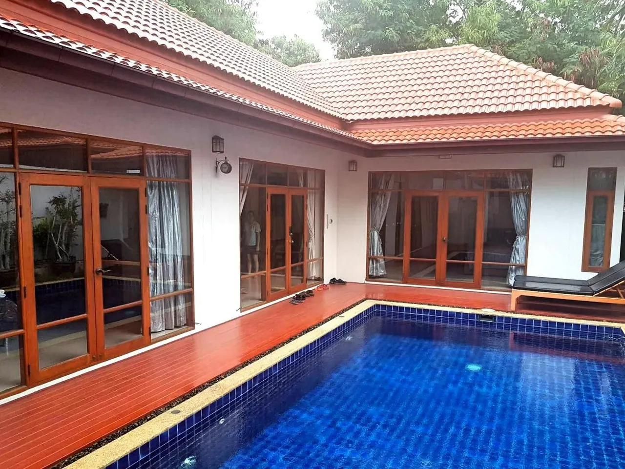 Theppraya Soi 10