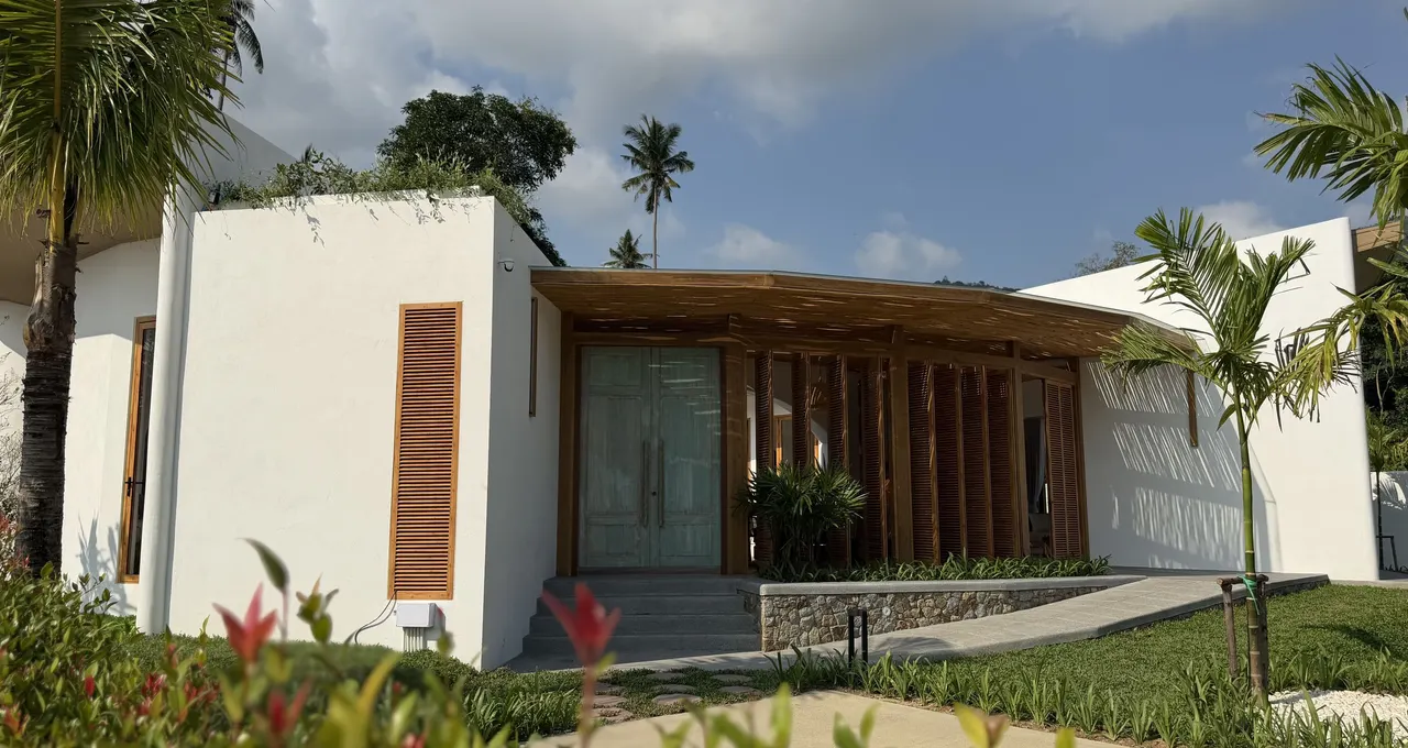 Villa · 3 bd · 3 ba · 363 m²