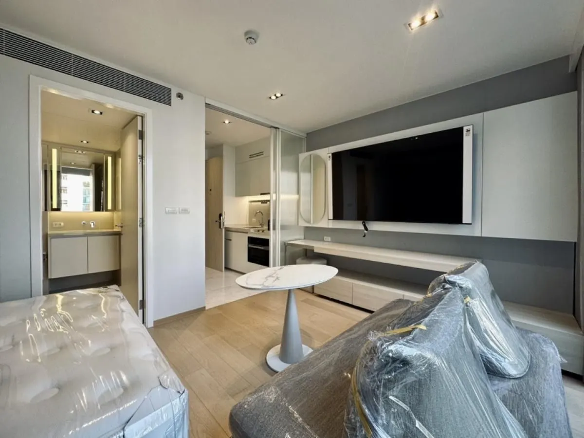 Condo · 1 室 · 1 卫 · 28 m²