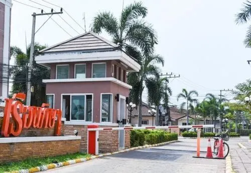 Ruen Pisa Village